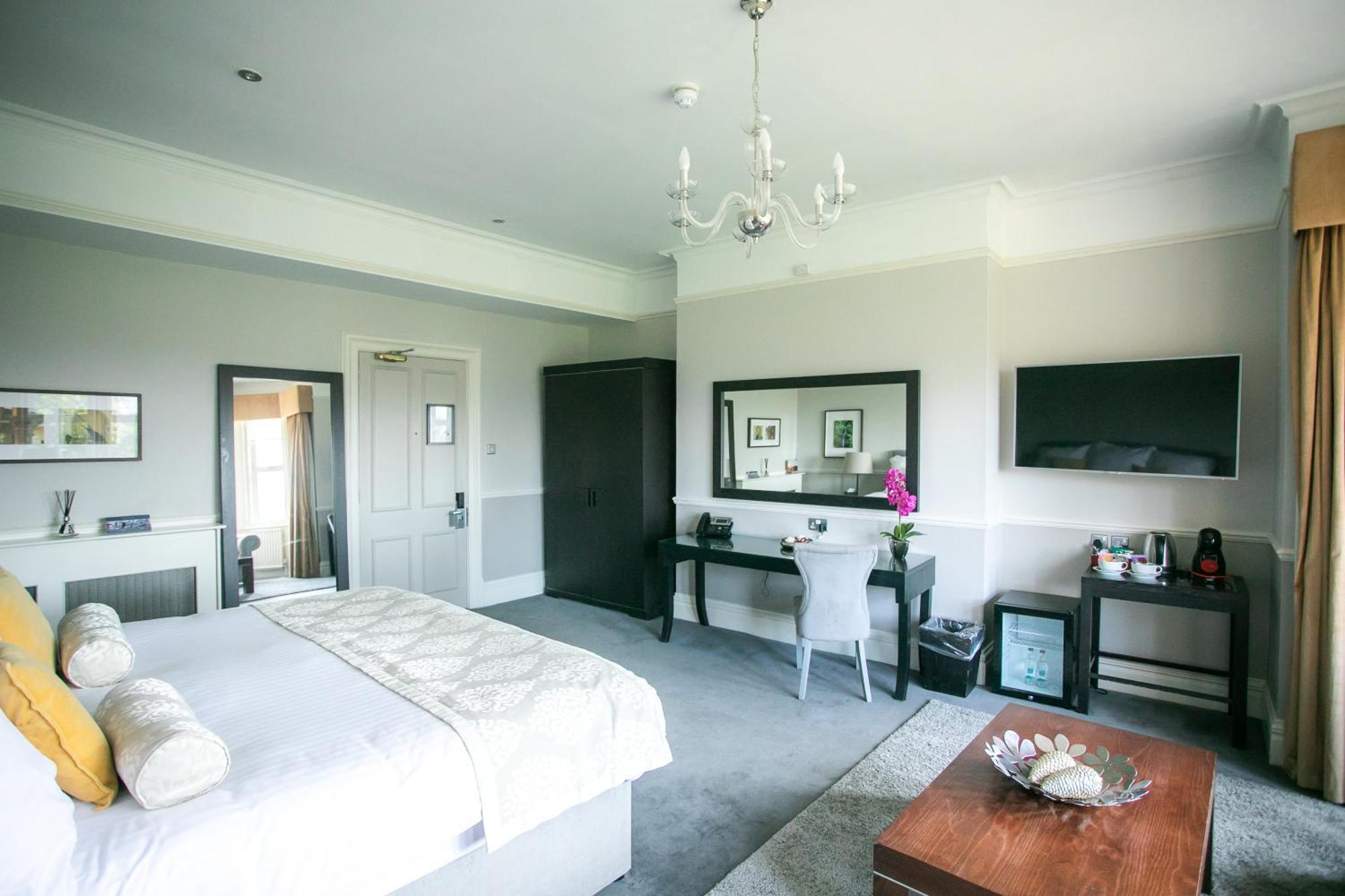 Hartsfield Manor Hotel Dorking Bilik gambar